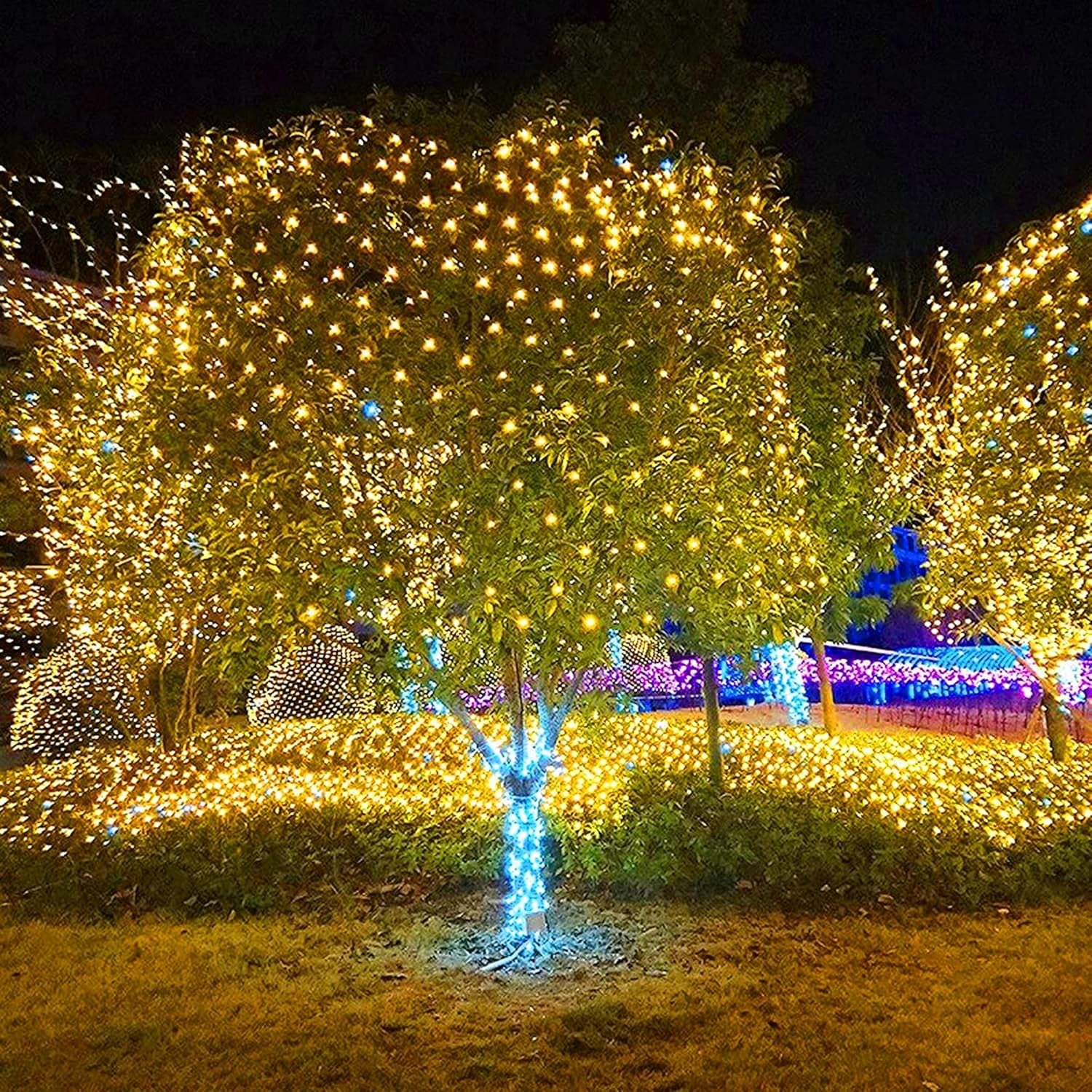 Christmas 360 LED Net Lights, 12 FT X 5FT Christams Outdoor String Lights 8 Modes Waterproof Connectable Xmas Decorations for Indoor Bushes Garden Party Holiday Decor (Warm White)