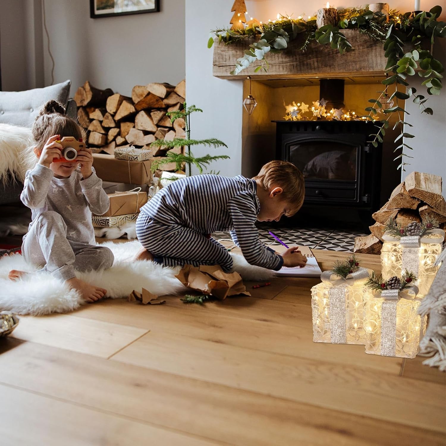 Christmas Lighted Gift Boxes, Set of 3 White Gift Box with 48 Warm White Lights, Outdoor Decorations Plug in for Yard Lawn Porch Holiday